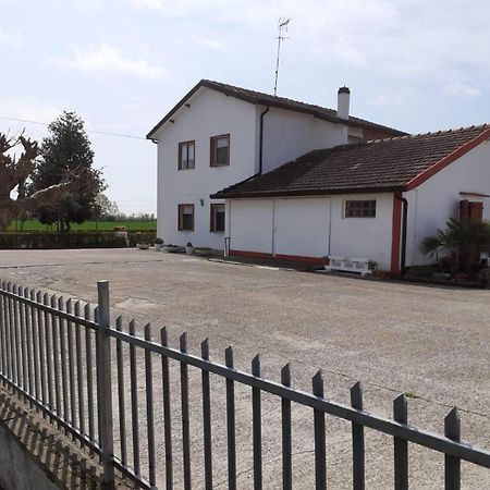 Locazione Turistica Girasole Villa Porto Tolle Eksteriør bilde