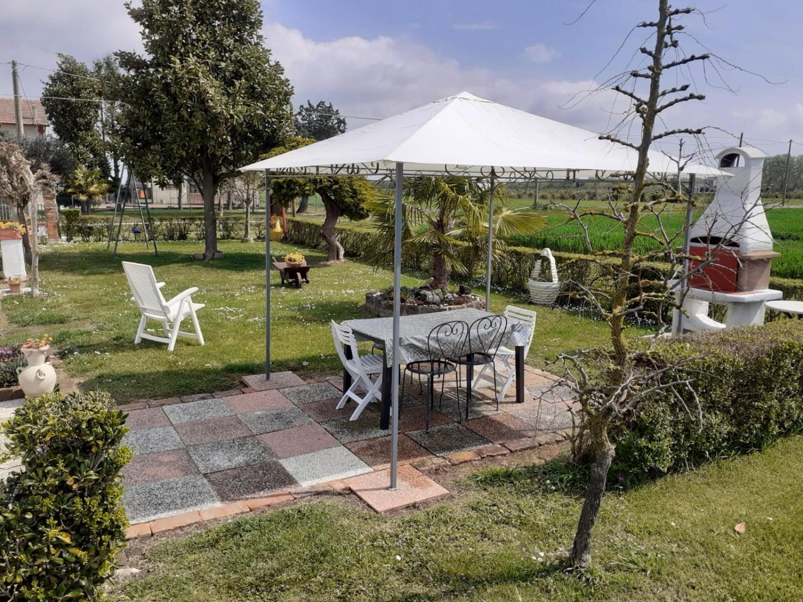 Locazione Turistica Girasole Villa Porto Tolle Eksteriør bilde